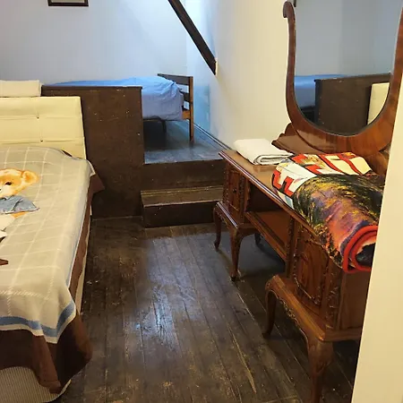 Historical House In Alsancak
