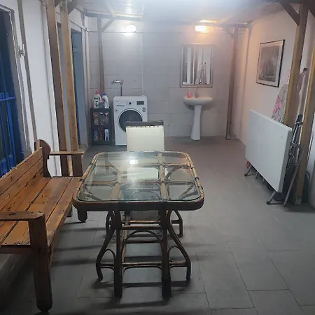 Historical House In Alsancak Semesterbostad
