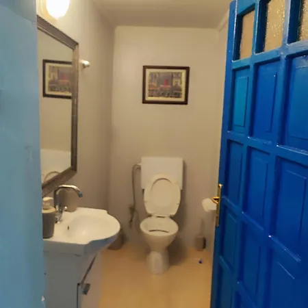 בית נופש Historical House In Alsancak איזמיר